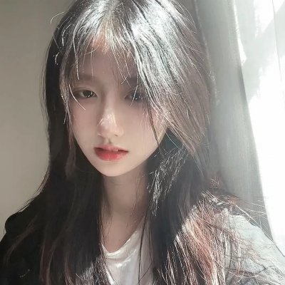 远离双胞胎姐妹