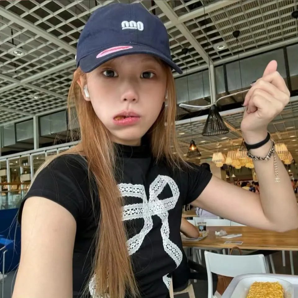 魂穿后，陛下为我撑腰